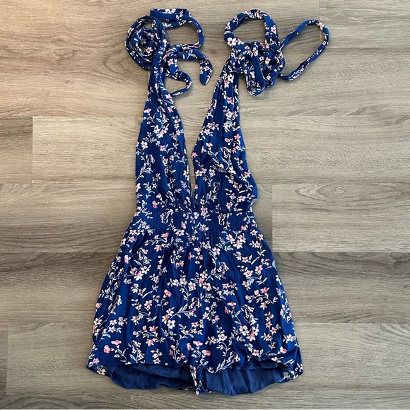 Navy Blue Floral Print Convertible Romper - Picture 5 of 6